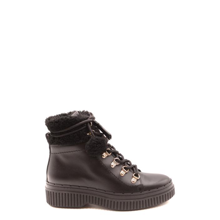 Tod`s Women's Boots Black 181971 - black 36