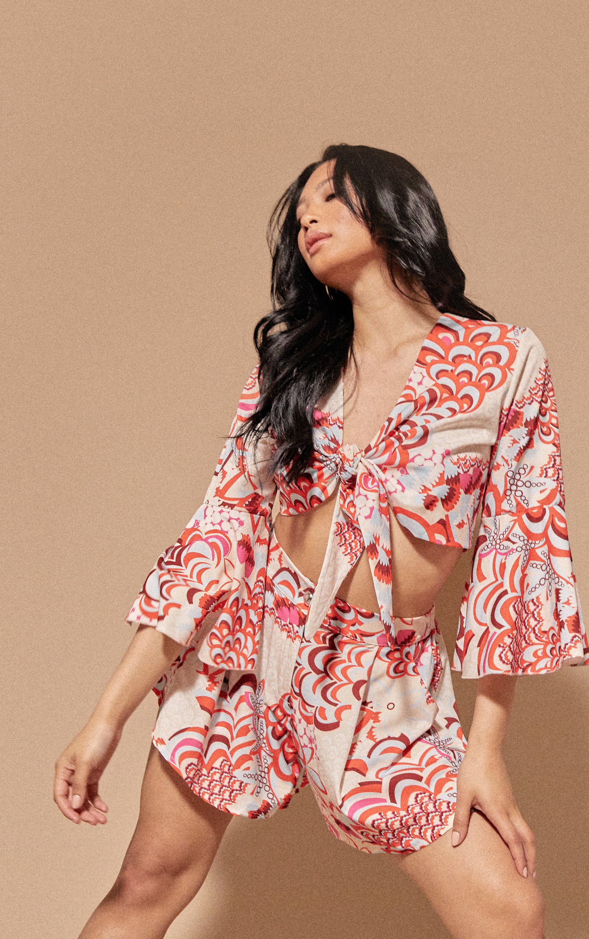 Boho Print Tie Front Flare Sleeve Crop Top & Shorts Set - White / One Size (8-12)