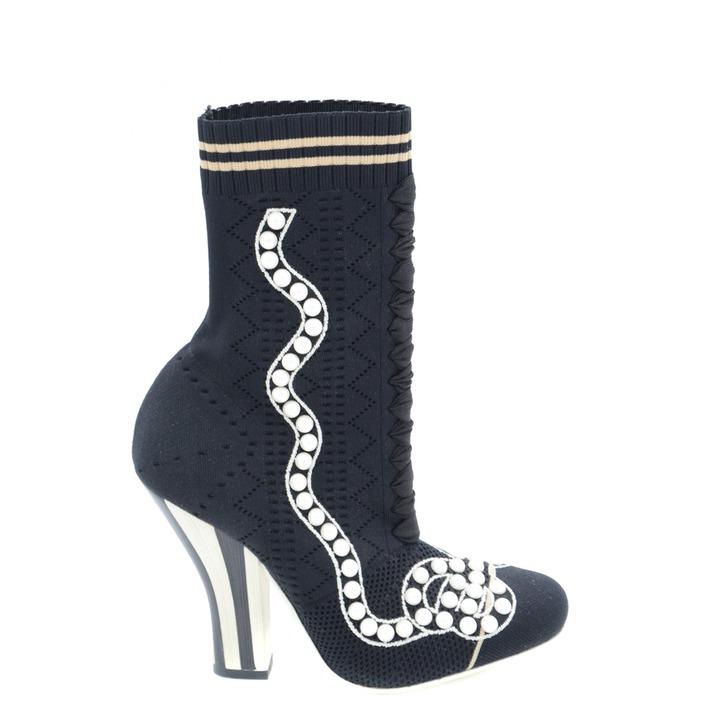 Fendi Women's Boots Black 164972 - black 35.5