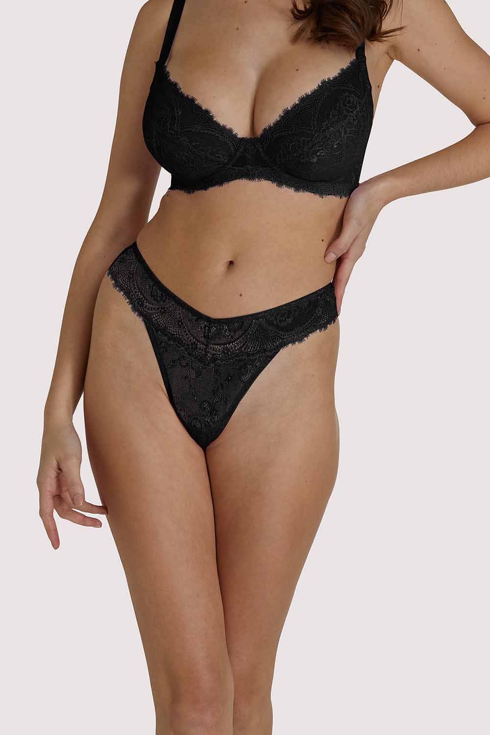 Wolf & Whistle Ariana Black Everyday Thong UK 14 / US 10