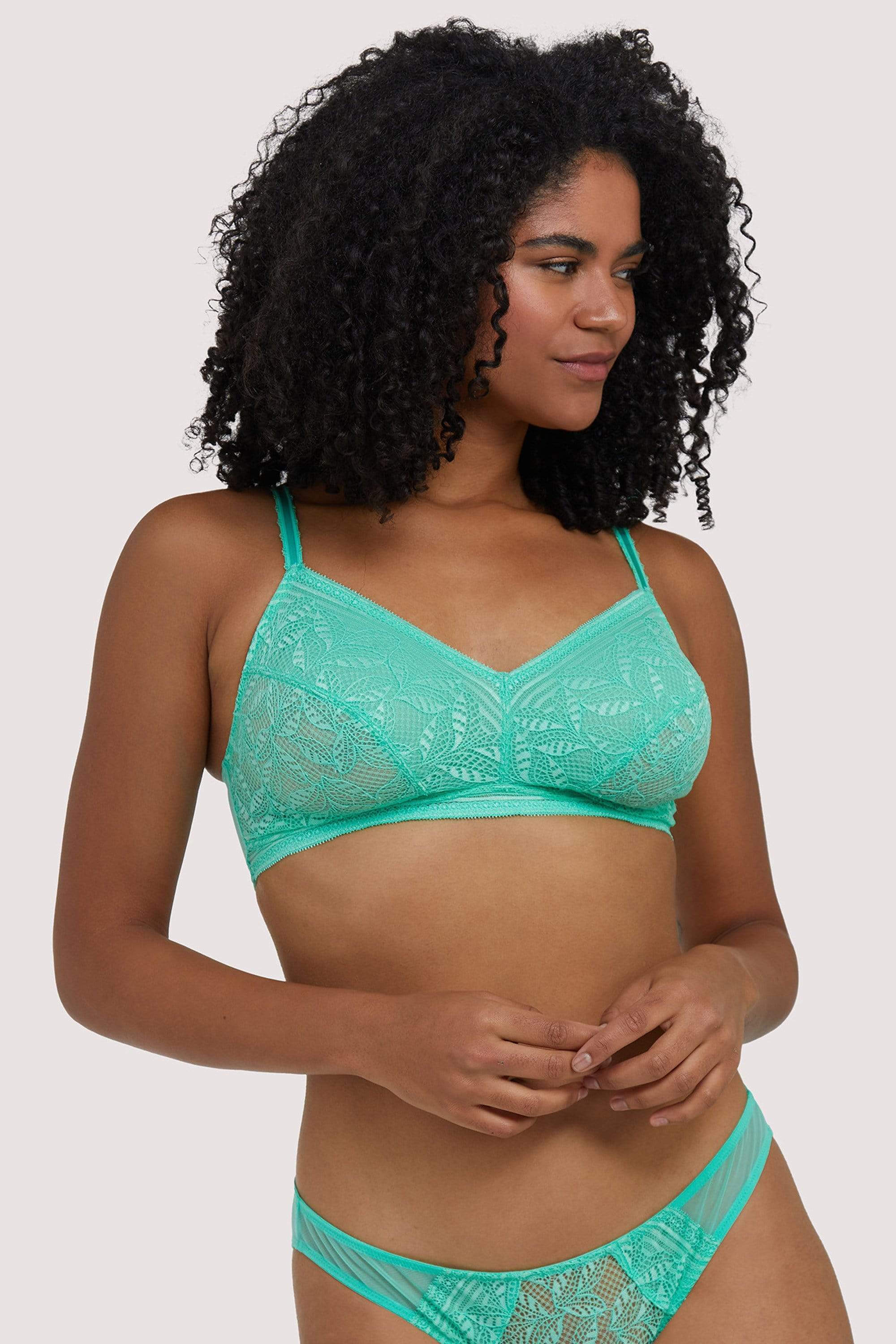 Deja Day Emma Mint Green Lace Wireless Bra 34E