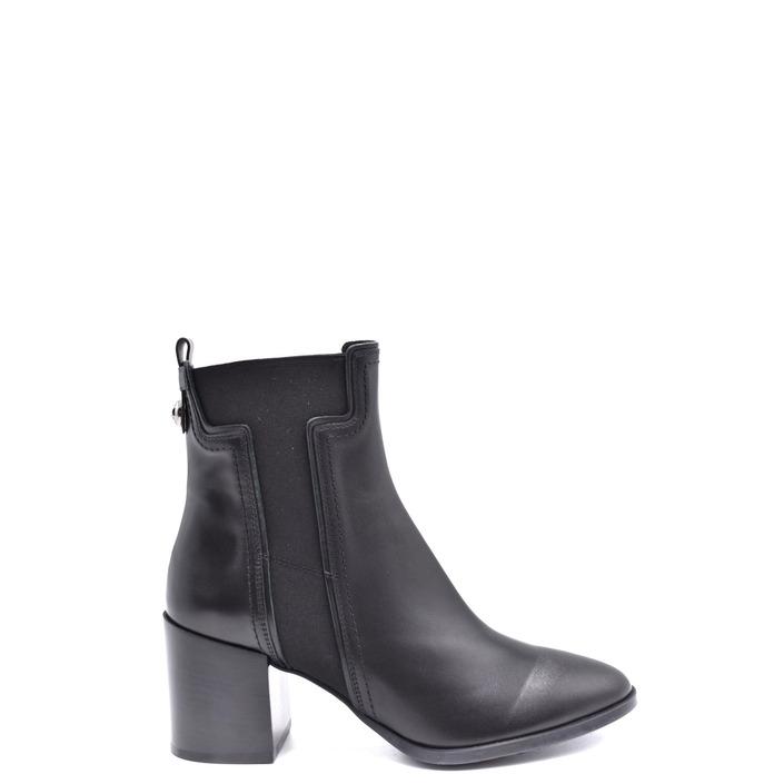 Tod`s Women's Boots Black 222132 - black 38