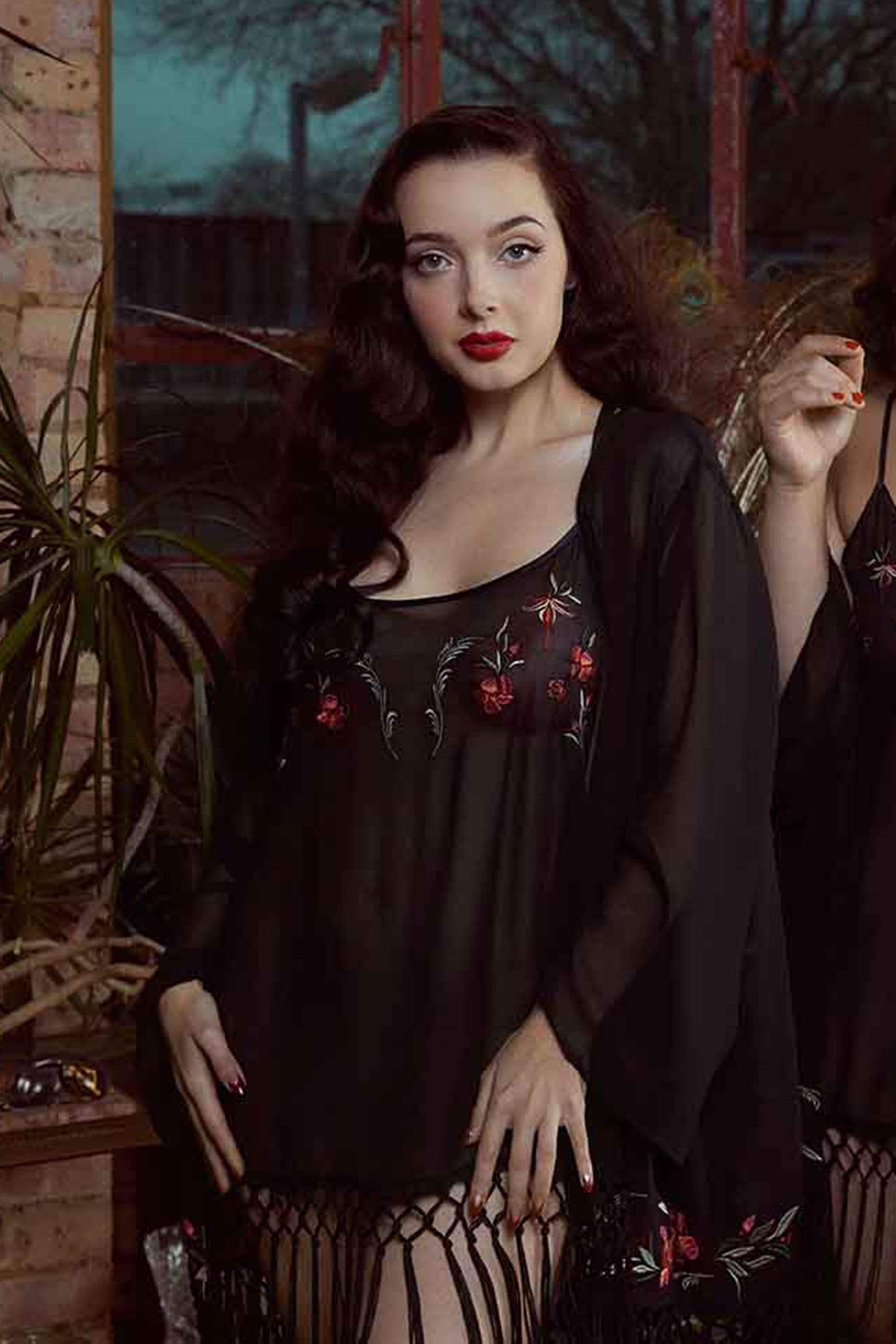 Bettie Page Embroidered Tassel Kimono UK 10 / US 6